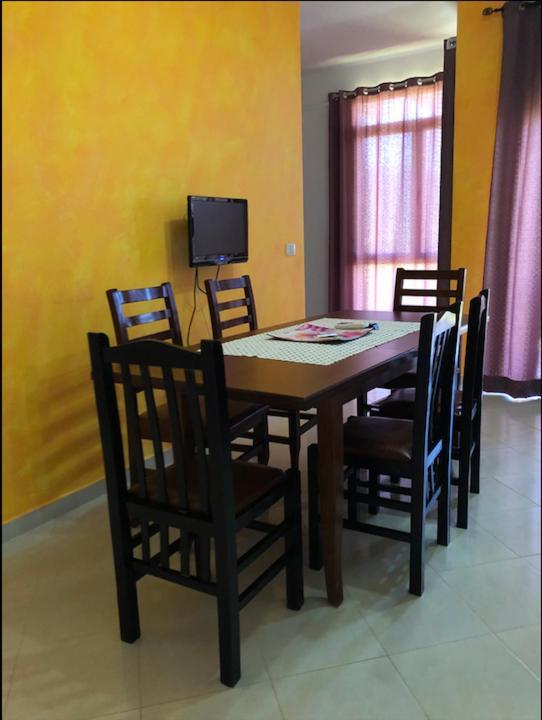 Rainbow Holiday Apartments Vlorë Extérieur photo